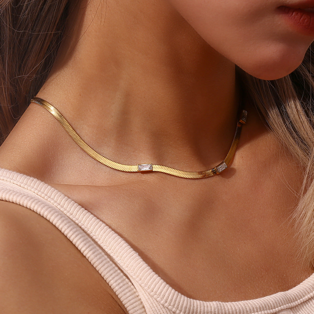 Eve Herringbone Ouro Colar