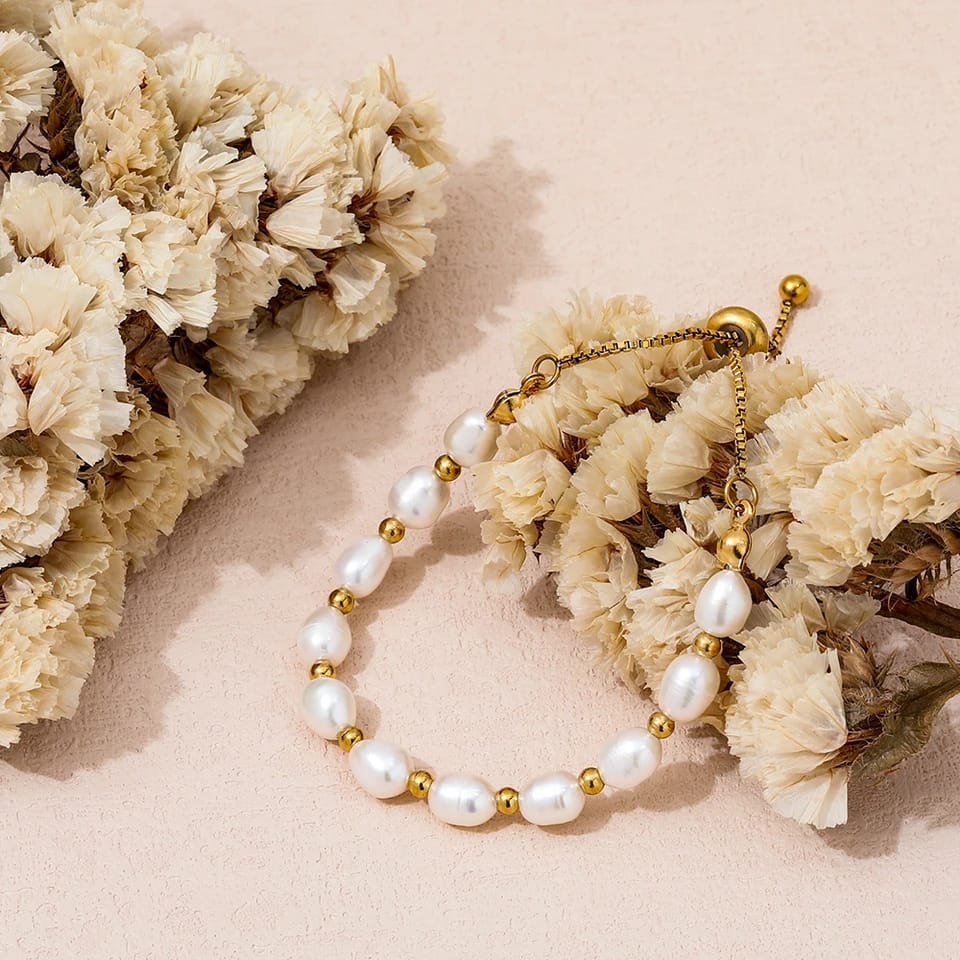 Elegant Pérola and Ouro Pulseira