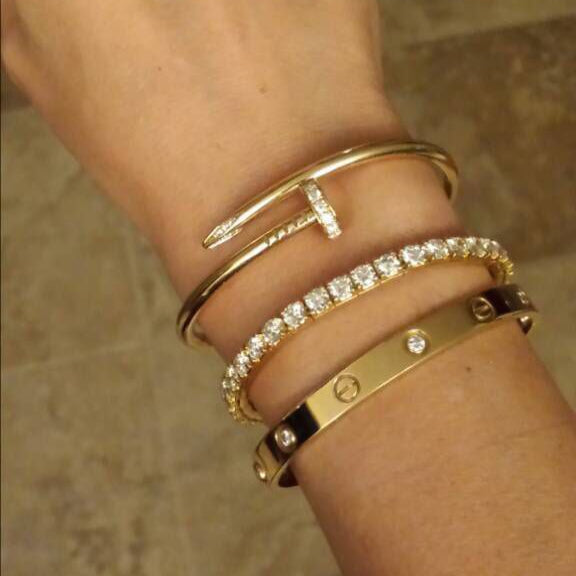Elegance Nail Pulseira