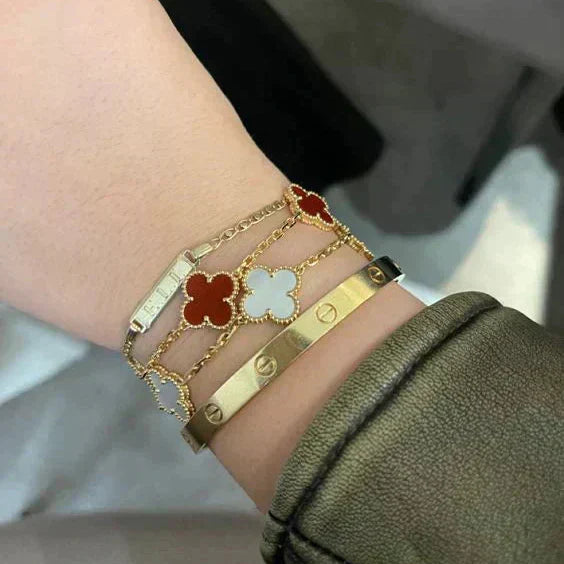 Clover Pulseira Red