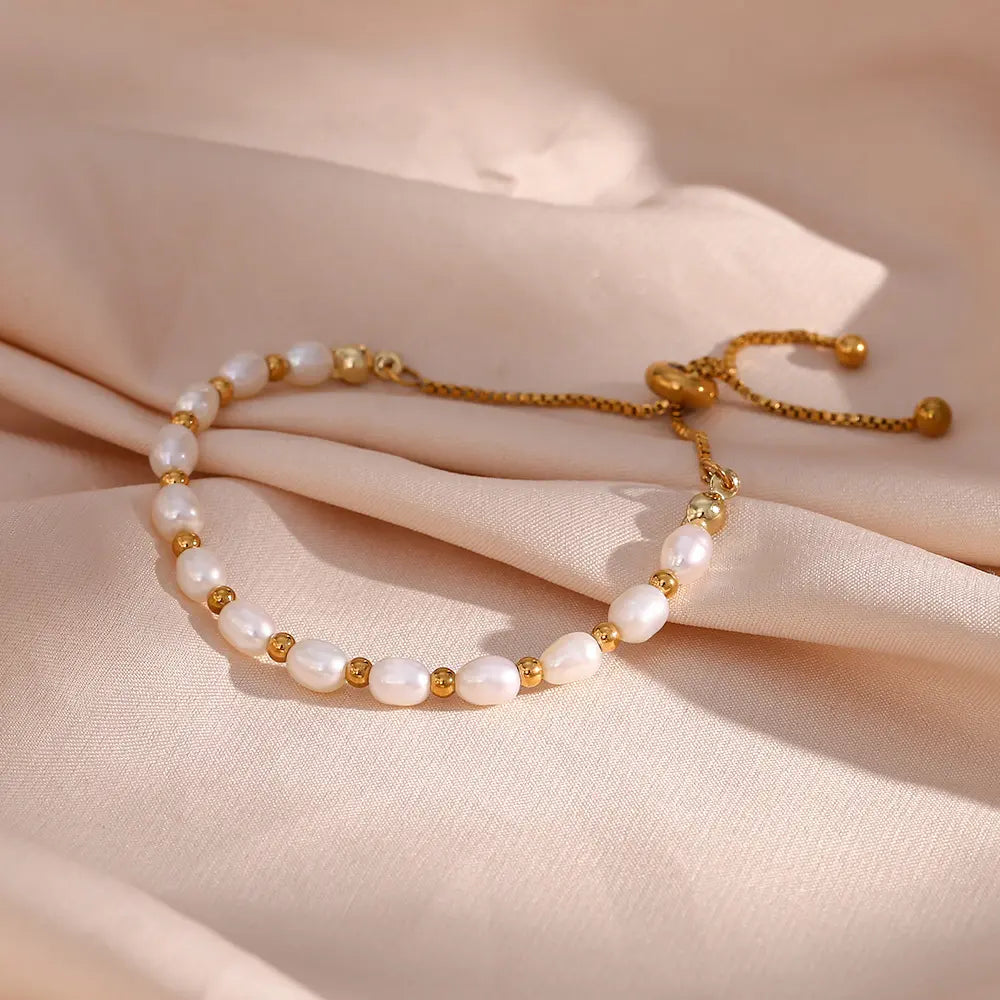 Elegant Pérola and Ouro Pulseira