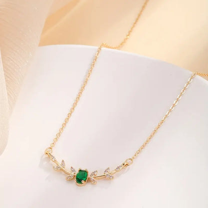 Ouro Esmeralda Minimalist Colar