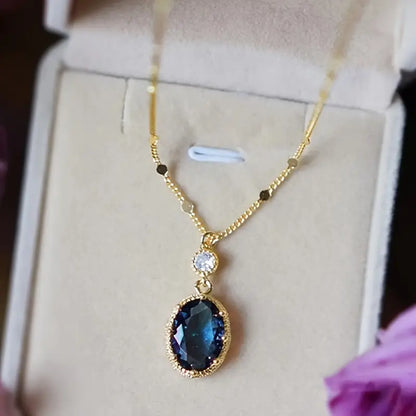 Thessia Lunebray Colar | Ouro