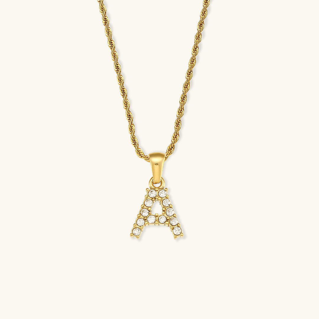 Maeve Letter Initial Diamante Colar