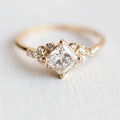 Ouro Square Solitaire Anel