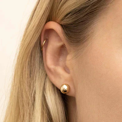 Have a ball studs | Ouro