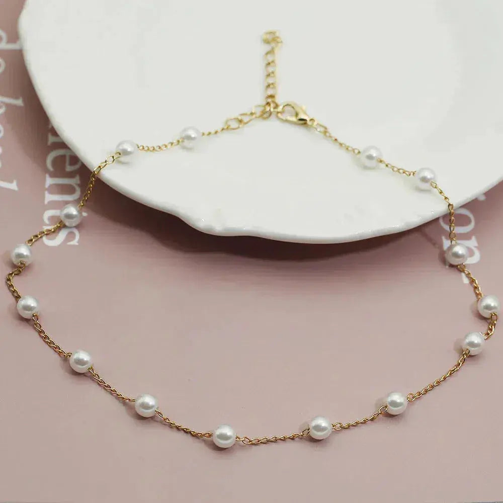 Ouro Spaced Pérola Chain Colar