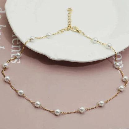 Ouro Spaced Pérola Chain Colar