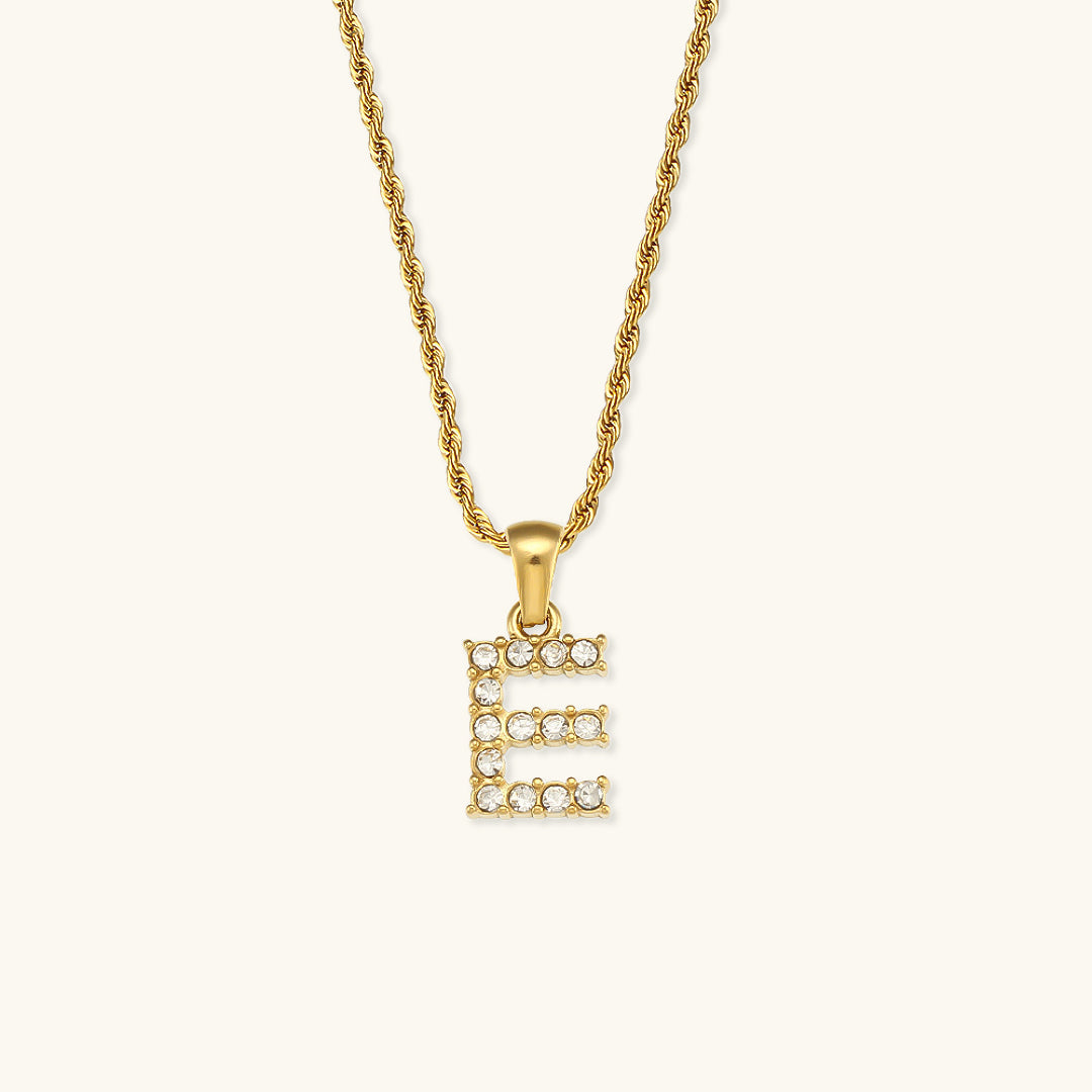 Maeve Letter Initial Diamante Colar