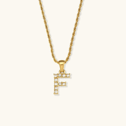 Maeve Letter Initial Diamante Colar