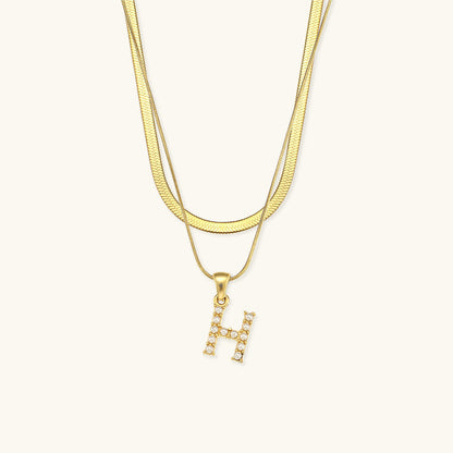 Fiona Layered Ouro Initial Letter Colar