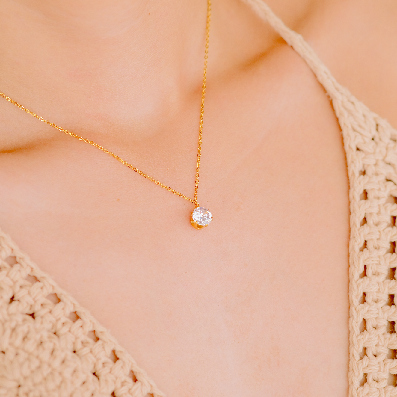 Kyla Solitaire Ouro Colar