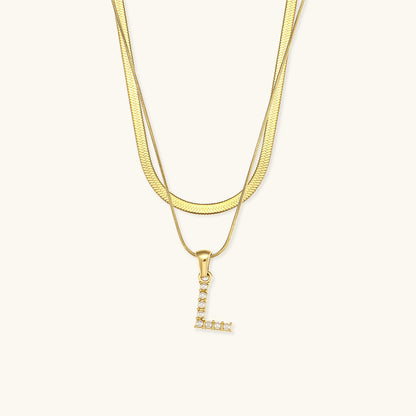 Fiona Layered Ouro Initial Letter Colar