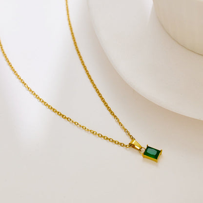 Emi Green Colar