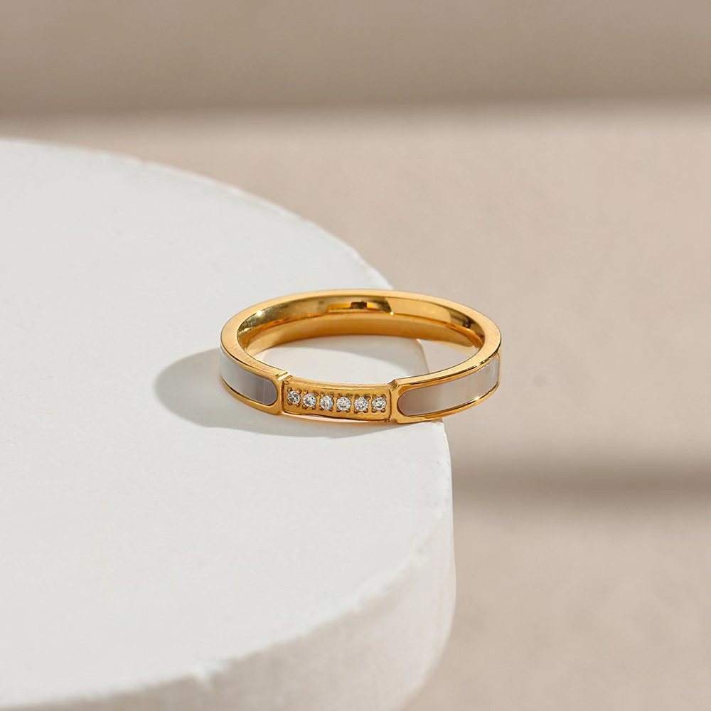 Gabrielle Diamante Simulant Ouro Anel