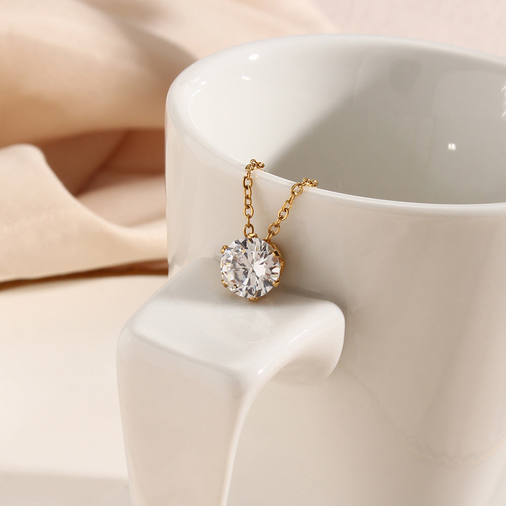 Kyla Solitaire Ouro Colar