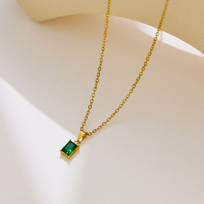 Emi Green Colar