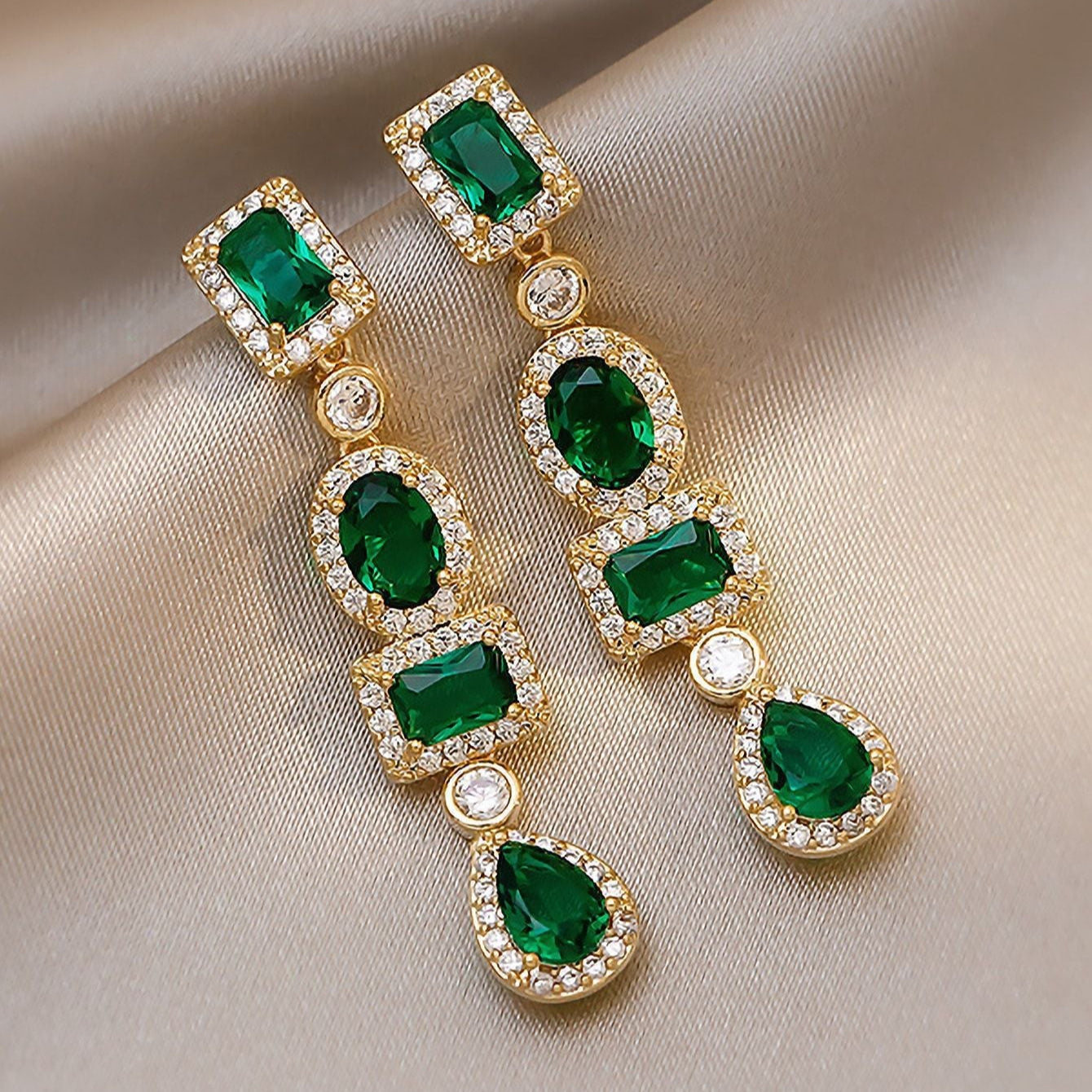 Ouro Esmeralda Multi-Shape Brincos Pendentes