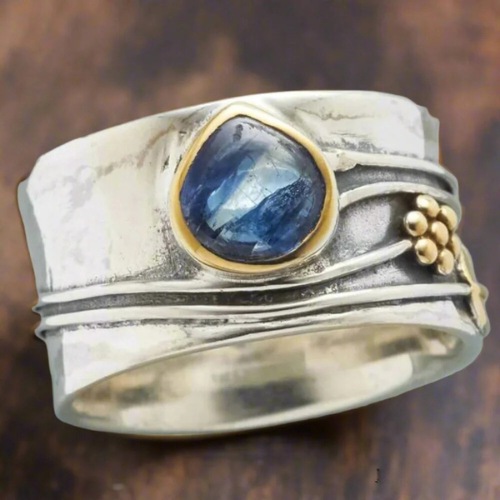 Prata and Ouro Bezel Accent Anel