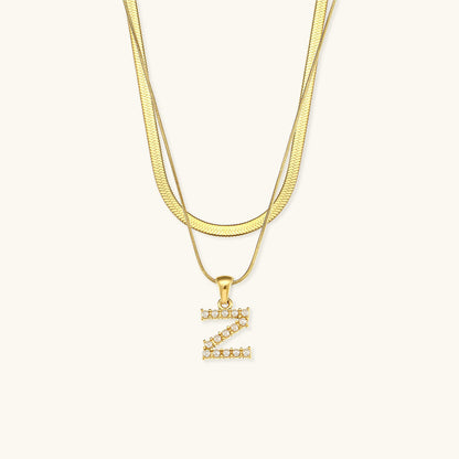 Fiona Layered Ouro Initial Letter Colar