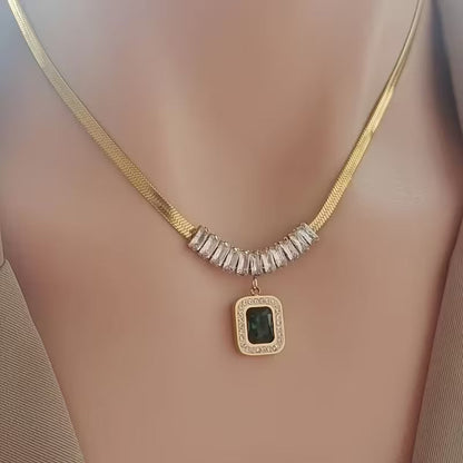 Regalia Prism Esmeralda Colar | Ouro