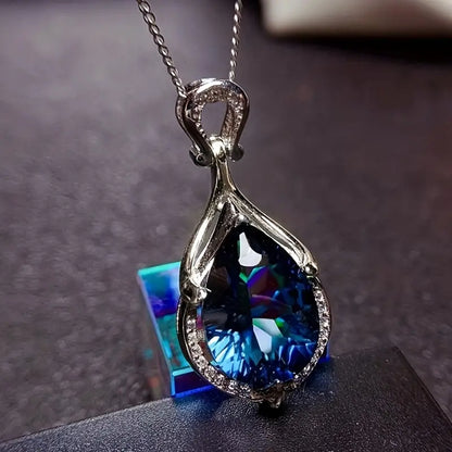 Prata Safira Teardrop Colar
