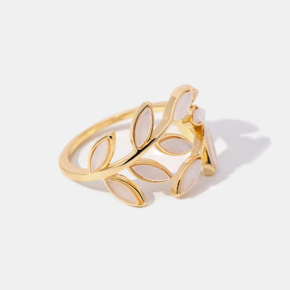 Ouro Leaf Motif Anel