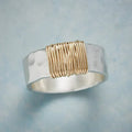 Prata and Ouro Wire Wrapped Anel