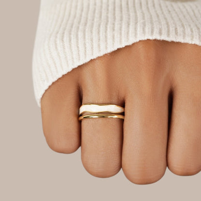 Ouro Sculptural Wrap Anel