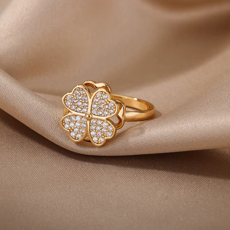 Clover Anel