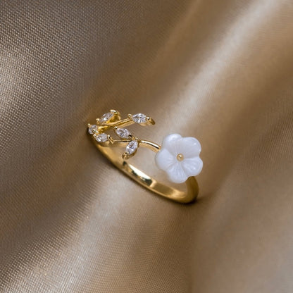 Ouro Floral and Leaf Open Anel